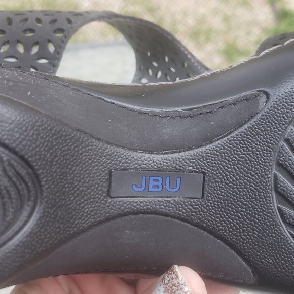 JBU by Jambu Memory Foam Sandals - Picture 4 of 4